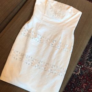 White strapless dress